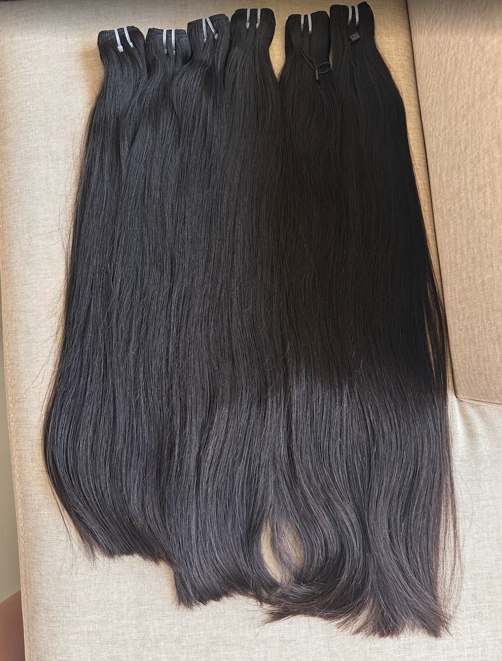 Cabello humano  · 22 pulg· 200g